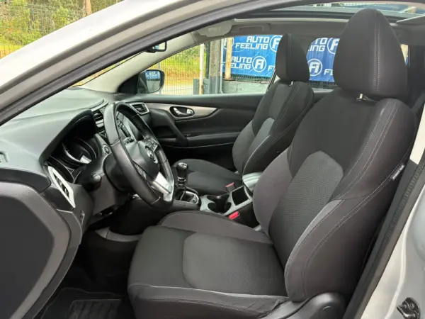 Nissan Qashqai 1.3 DIG-T N-Connecta 19