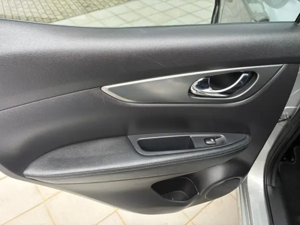 Nissan Qashqai 1.3 DIG-T N-Connecta 20