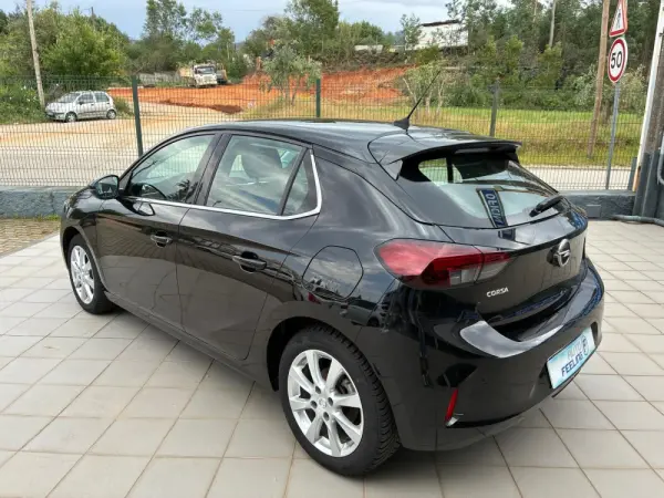 Opel Corsa 1.5 D Elegance 2
