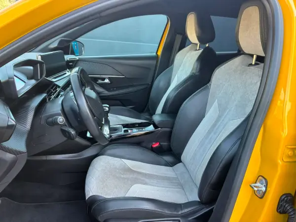 Peugeot 208 1.5 BlueHDi GT Pack 24