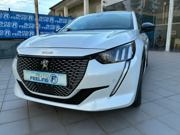 Peugeot e-208 50 kWh GT Line 4