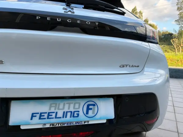 Peugeot e-208 50 kWh GT Line 9