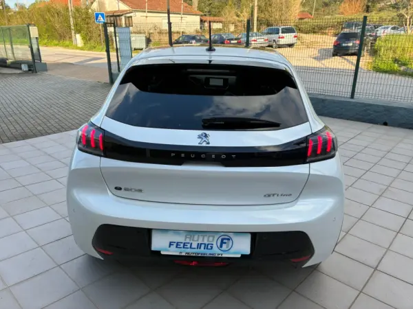 Peugeot e-208 50 kWh GT Line 10