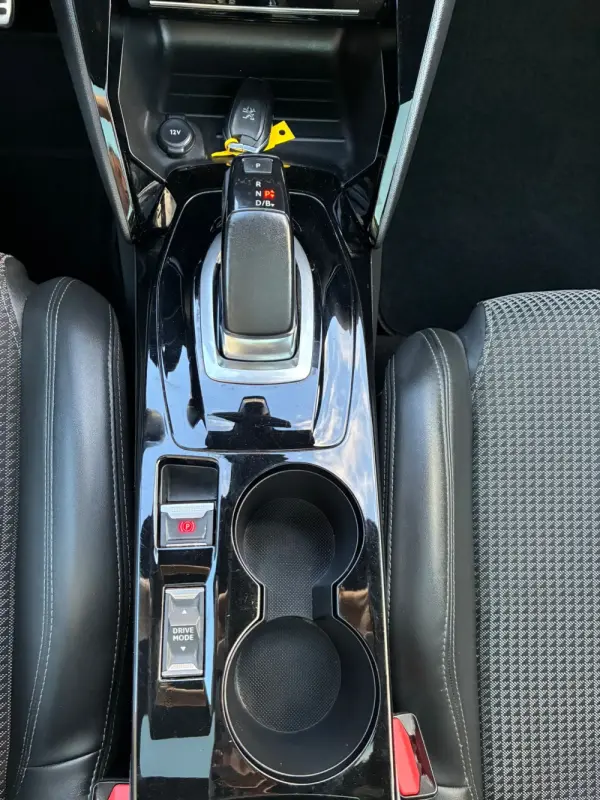 Peugeot e-208 50 kWh GT Line 23