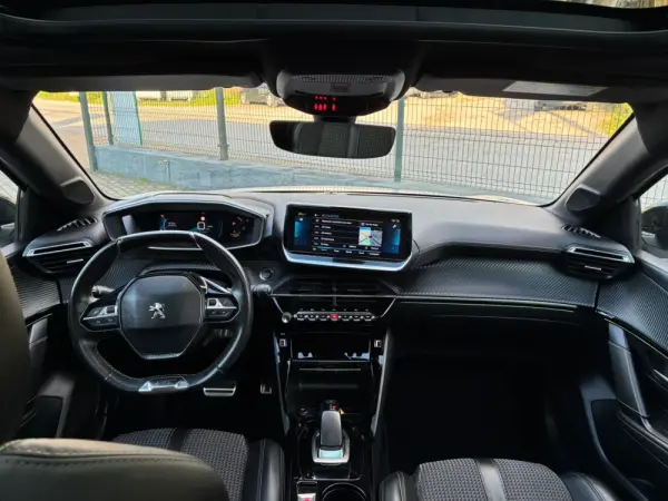 Peugeot e-208 50 kWh GT Line 28