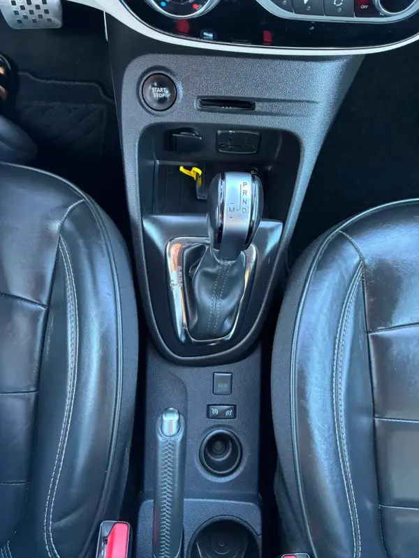 Renault Captur 1.2 TCe Initiale Paris EDC 22