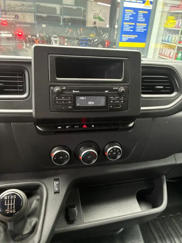 Renault Master 2.3 dCi L2 3.5T 9