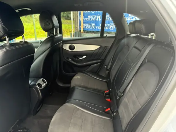 Mercedes-Benz GLC 250 d AMG Line 4-Matic 29