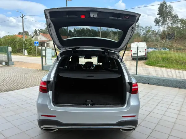 Mercedes-Benz GLC 250 d AMG Line 4-Matic 34
