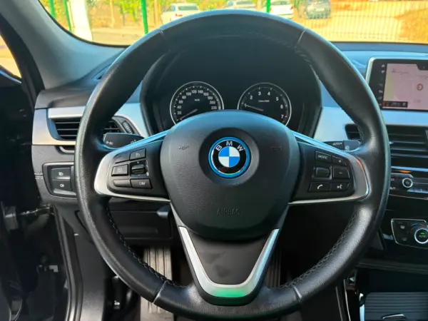 BMW X2 25 e xDrive 17