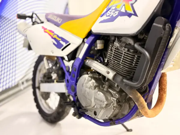 Suzuki DR 650 8