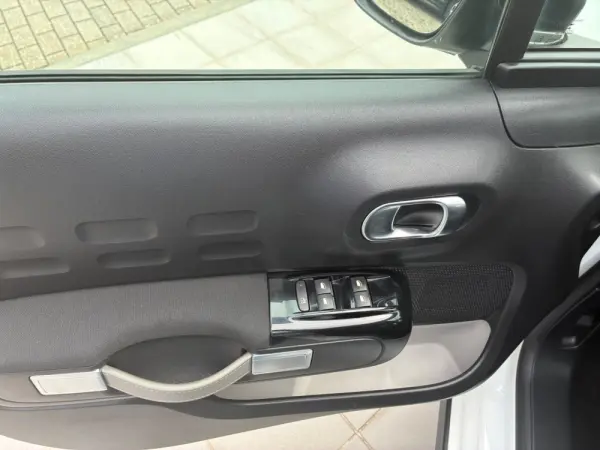 Citroen C3 1.5 BlueHDi Shine 7