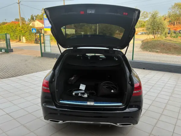 Mercedes-Benz C 300 C300 de hibrido plu-in 34