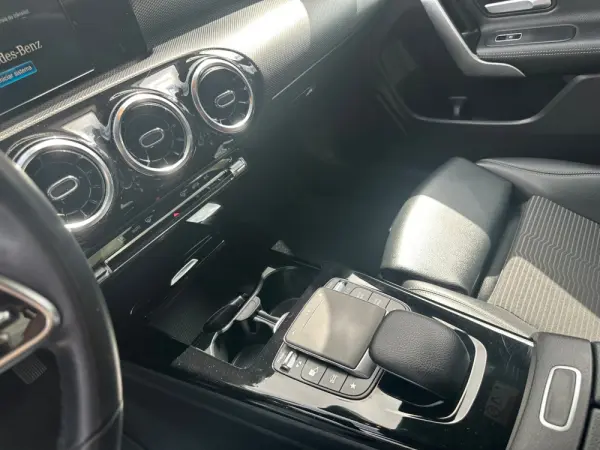 Mercedes-Benz CLA 180 Cla 180d  Aut. 25