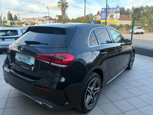 Mercedes-Benz A 250 E AMG Line 3