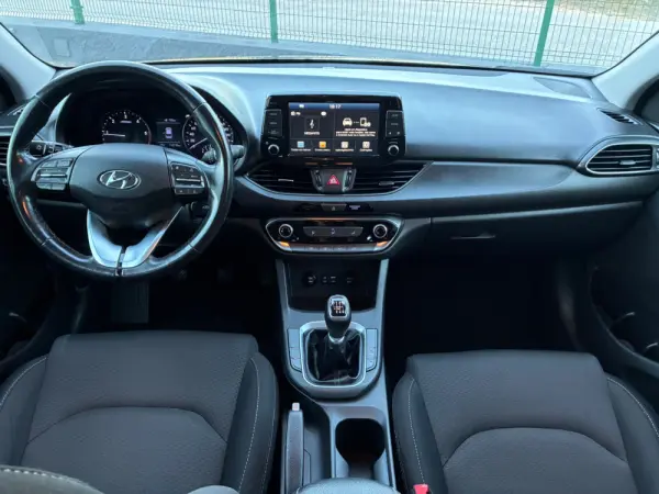 Hyundai i30 1.6 CRDi STyle 27