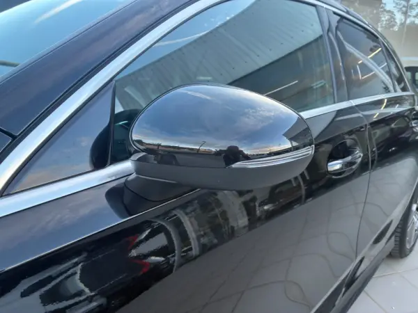 Mercedes-Benz A 250 E AMG Line 7