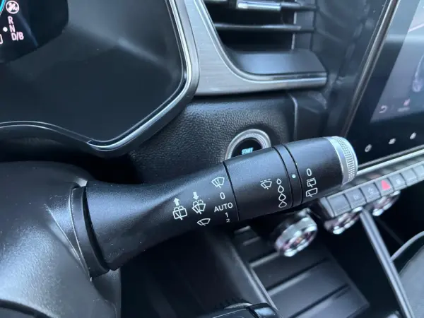 Renault Captur 1.6 HYBRID E-TECH INTENS 20
