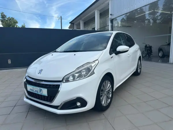 Peugeot 208 1.5 BlueHDi Signature 1
