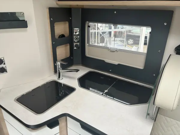 Peugeot Boxer 2.2l HDI Rapido 56