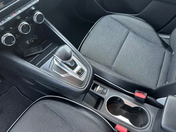Renault Captur 1.6 E-Tech Intens 15