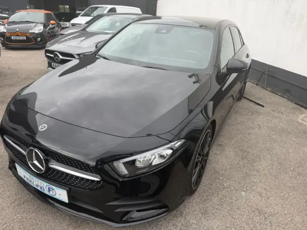 Mercedes-Benz A 180 AMG Line 1