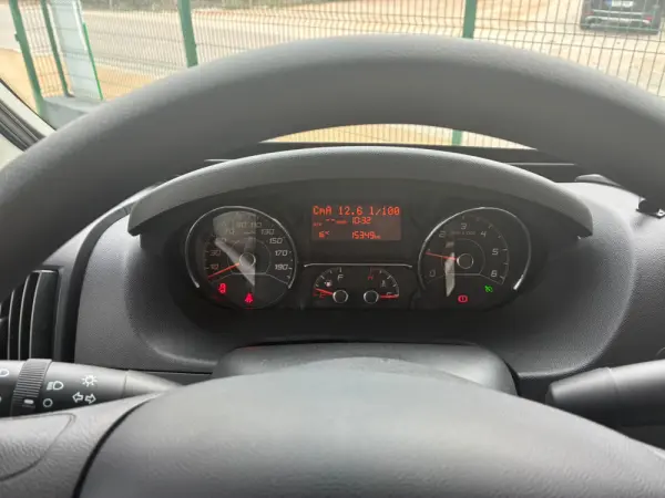 Peugeot Boxer 2.2l HDI Rapido 25