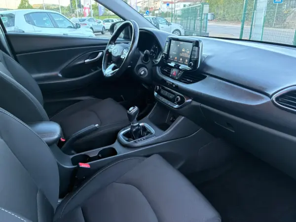 Hyundai i30 1.6 CRDi STyle 12