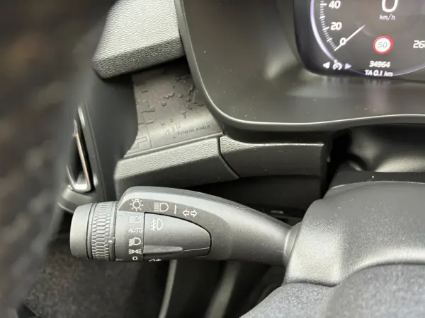 Volvo XC 40 1.5 T2 Momentum Plus Geartronic 16