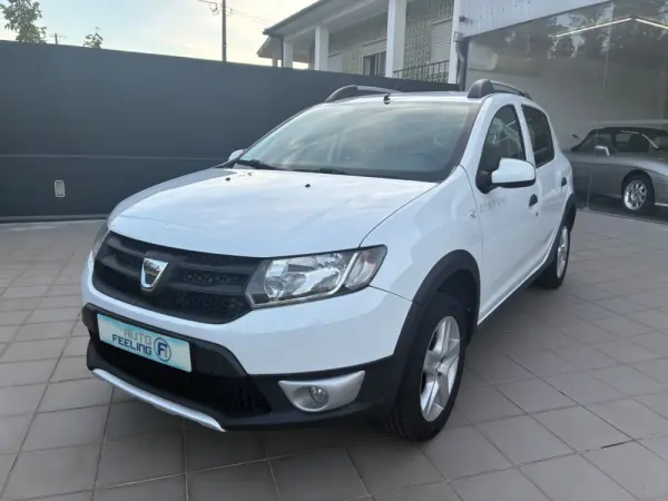 Dacia Sandero TCE 90 Stepway 1