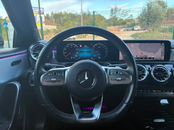 Mercedes-Benz A 250 E AMG Line 21