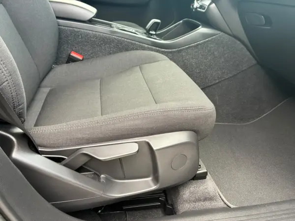Volvo XC 40 1.5 T2 Momentum Plus Geartronic 34