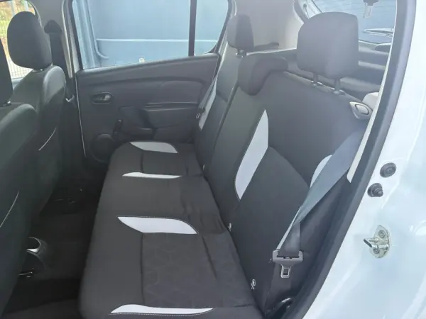 Dacia Sandero TCE 90 Stepway 23