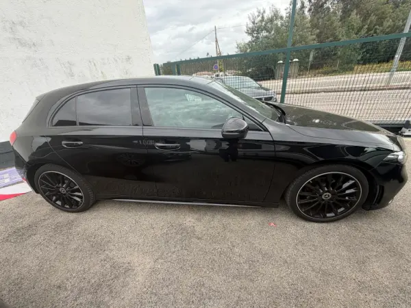 Mercedes-Benz A 180 AMG Line 5