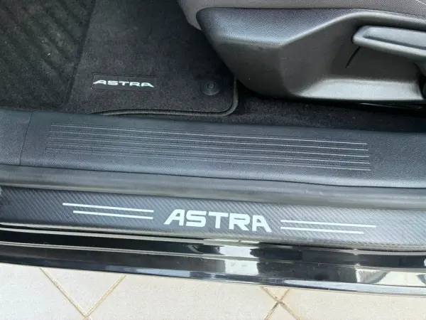 Opel Astra 1.5 D Edition Aut. 8