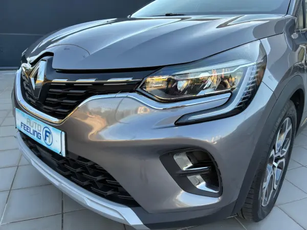 Renault Captur 1.6 HYBRID E-TECH INTENS 6