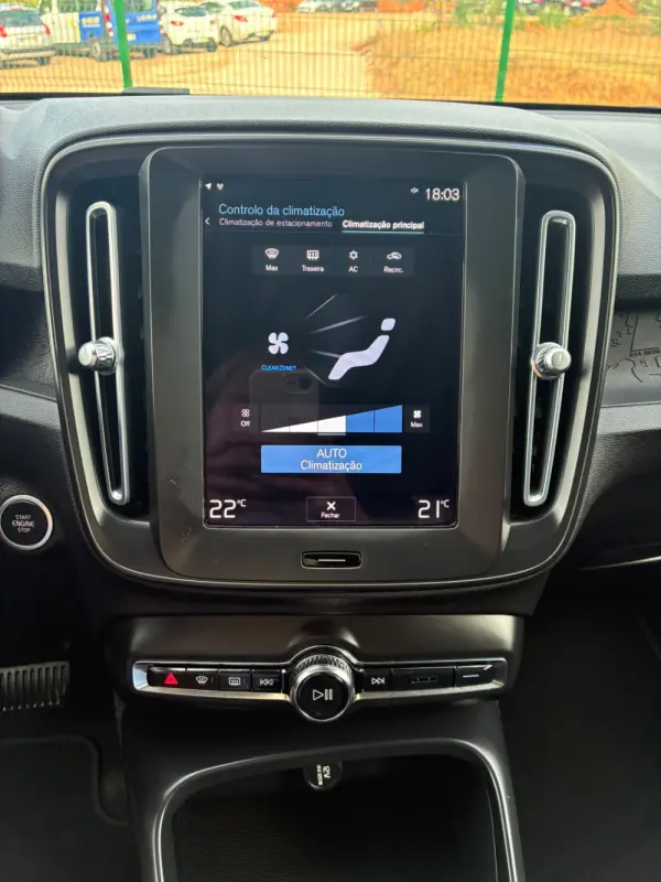 Volvo XC 40 1.5 T2 Momentum Plus Geartronic 20