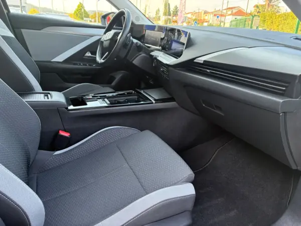 Opel Astra 1.5 D Edition Aut. 23