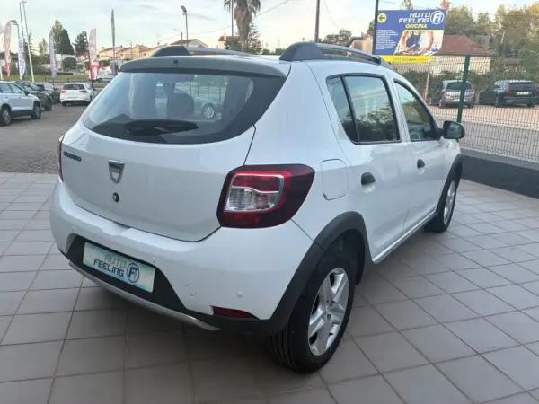 Dacia Sandero TCE 90 Stepway 3
