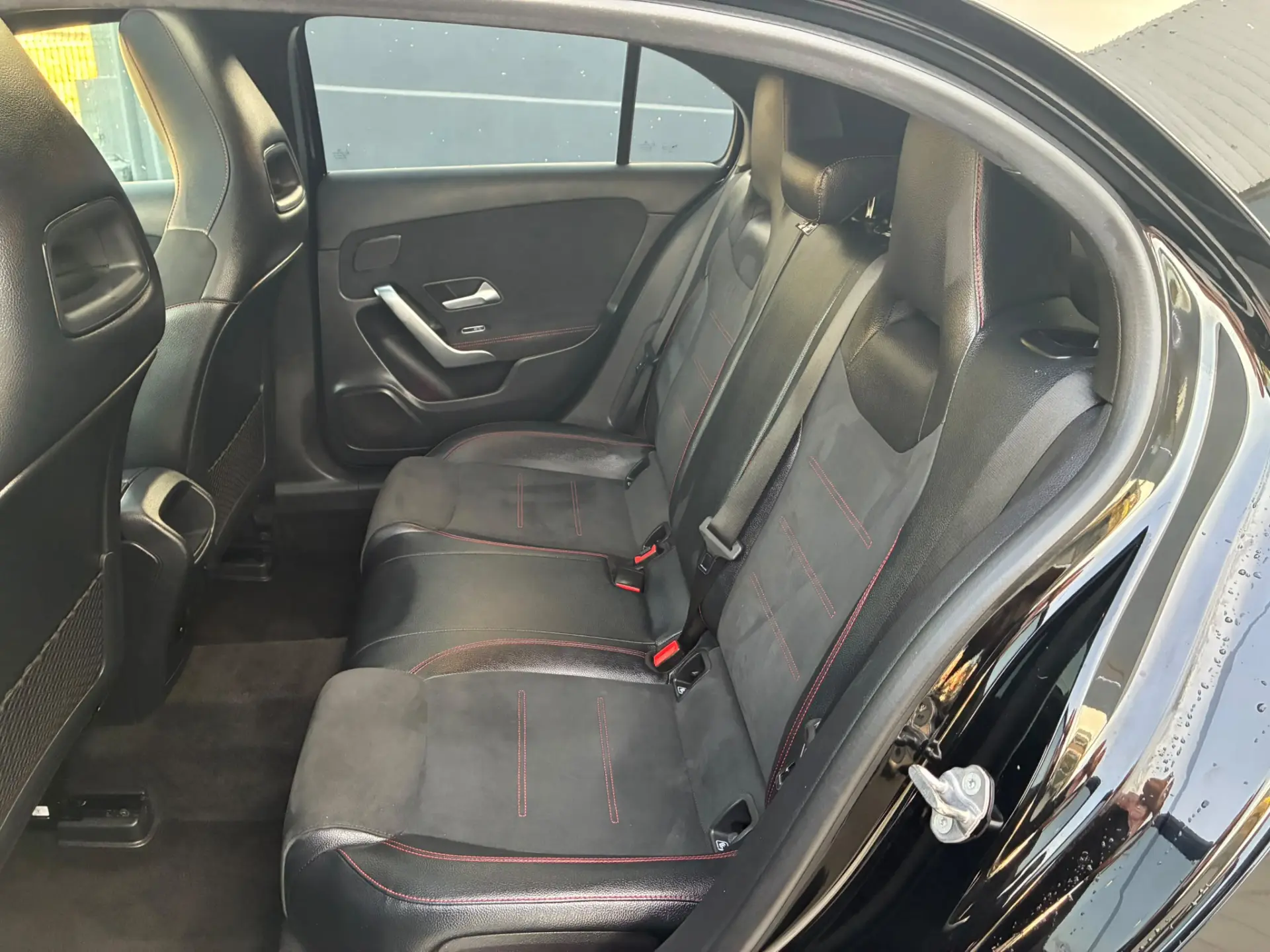 Mercedes-Benz A 180 AMG Line 25
