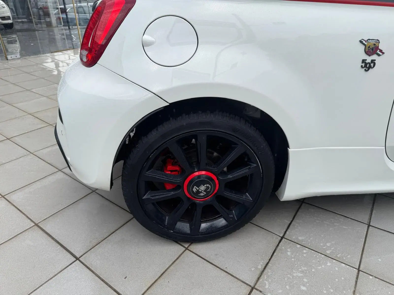 Abarth 595C 1.4 T-Jet Competizione MTA 14