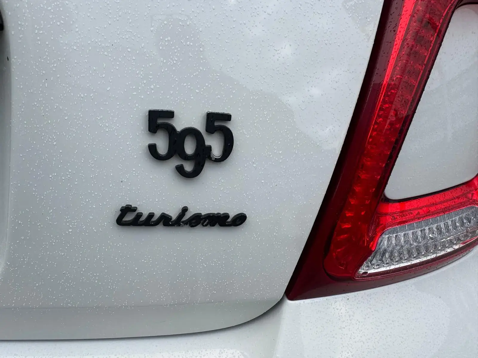 Abarth 595C 1.4 T-Jet Competizione MTA 16