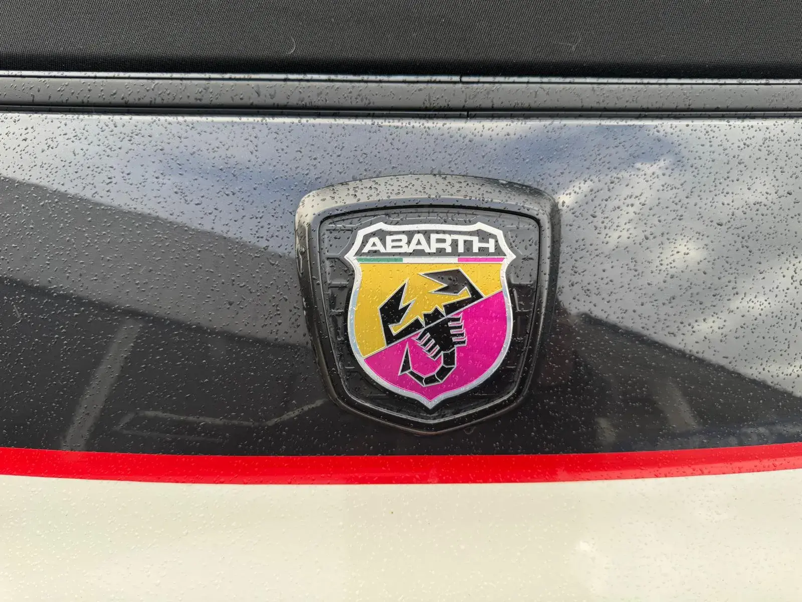 Abarth 595C 1.4 T-Jet Competizione MTA 17