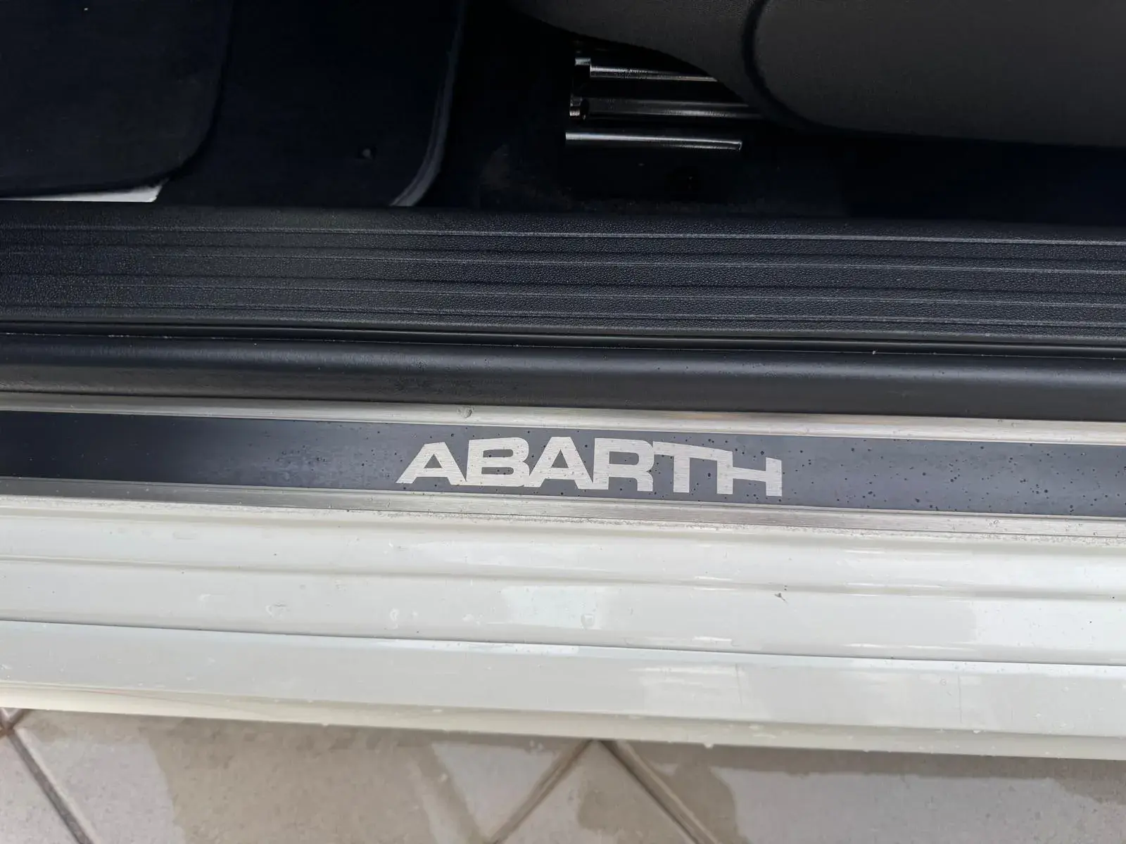 Abarth 595C 1.4 T-Jet Competizione MTA 34
