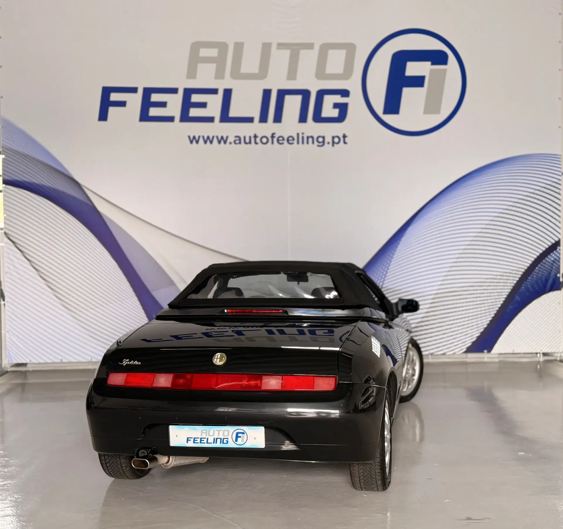 Alfa Romeo Spider 2.0 TS 2