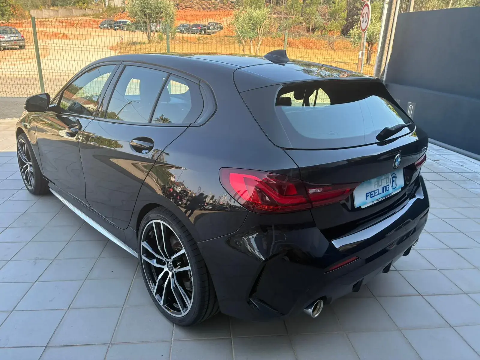BMW 120 i Aut. M Sport 3