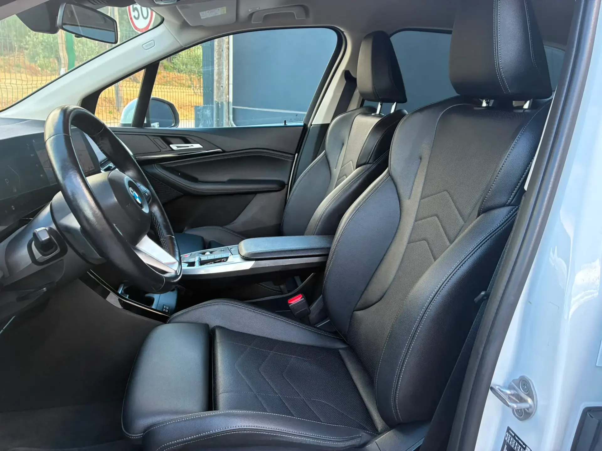 BMW 218 Active Tourer i Line Luxury Auto 27