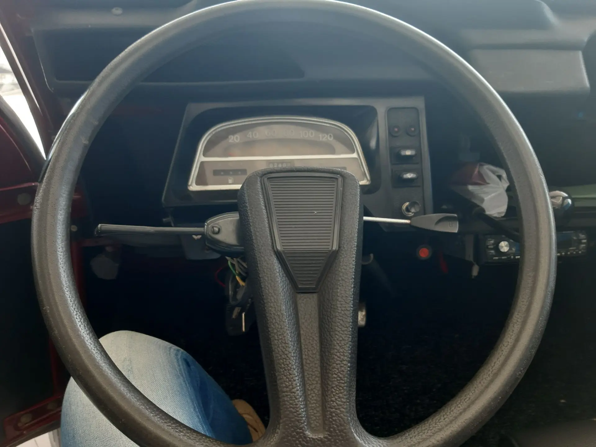 Citroen 2CV Charlestone 14