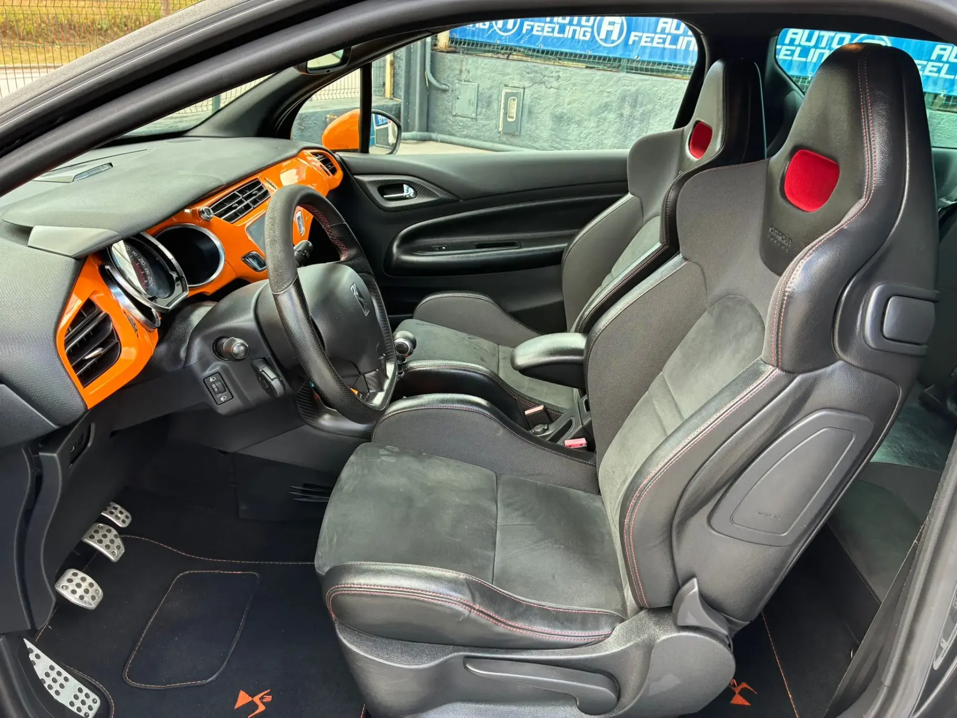 Citroen DS3 1.6 RACING 23