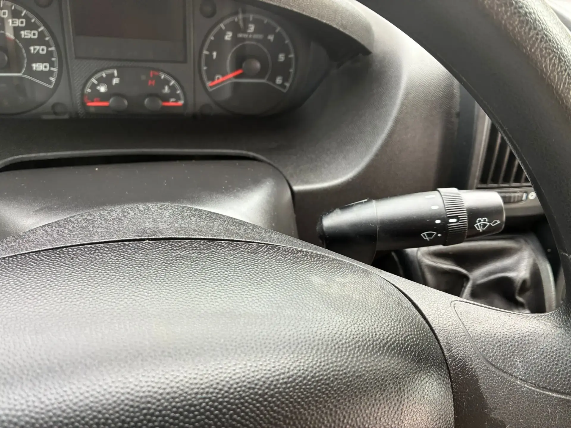 Citroen Jumper 2.0 BlueHDi 35 L4 CD 11